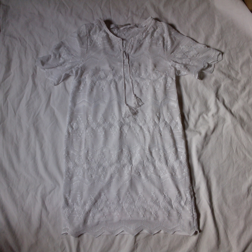 White Ariat Layered Women's Small Short Sleeve Dress
